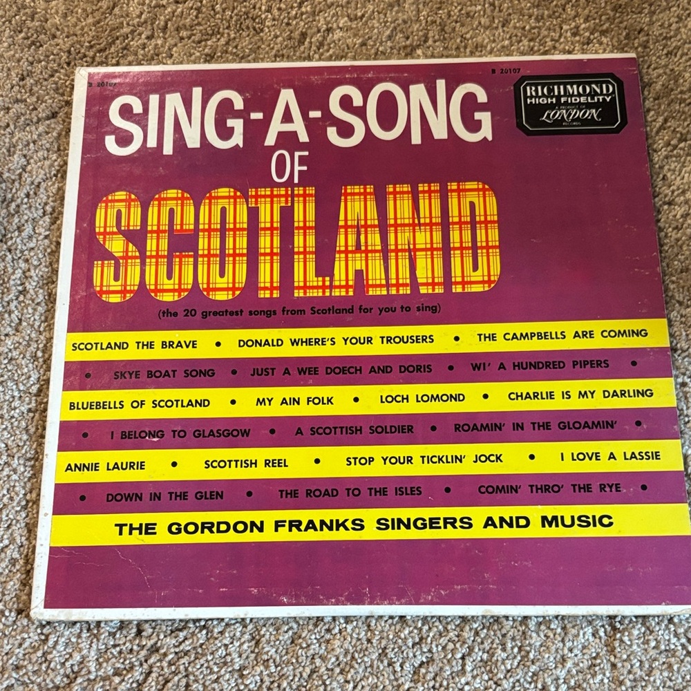 Richmond Sing-A-Song of Scotland Vinyl Record - Purple